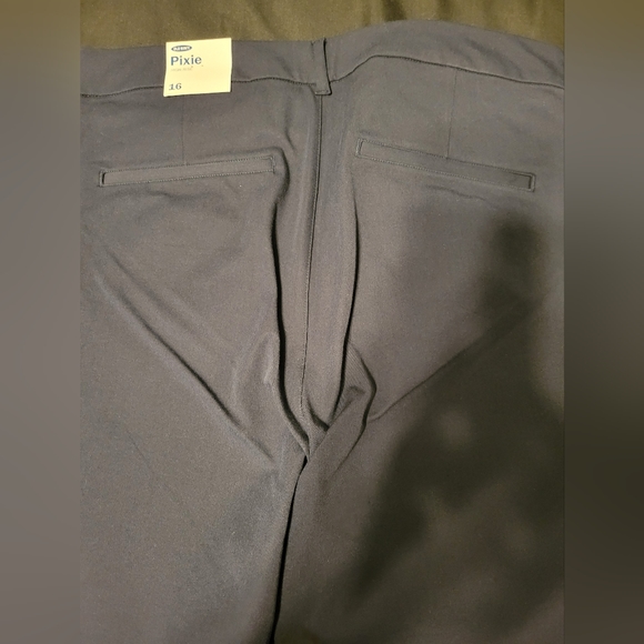 Pixie - Picture 6 of 6